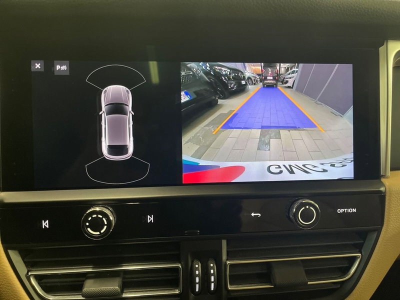 Porsche Macan usata a Firenze (17)