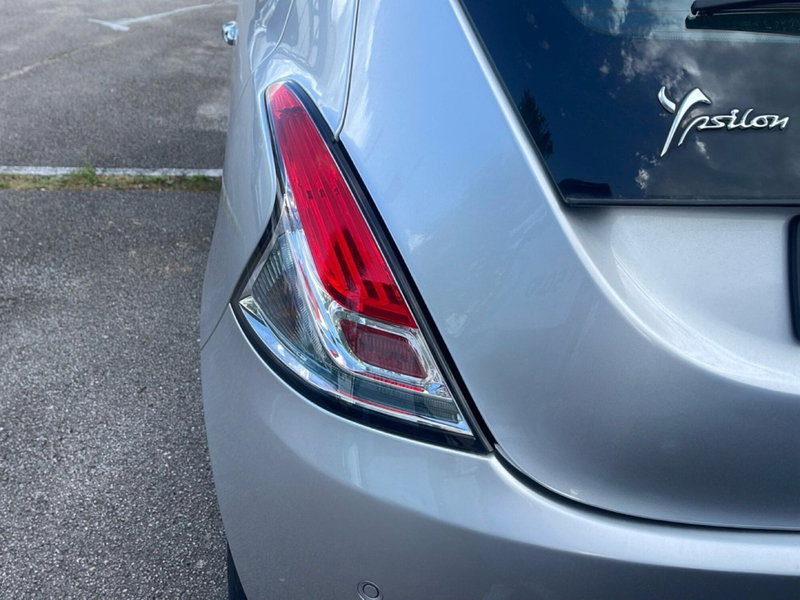 Lancia Ypsilon usata a Frosinone (17)