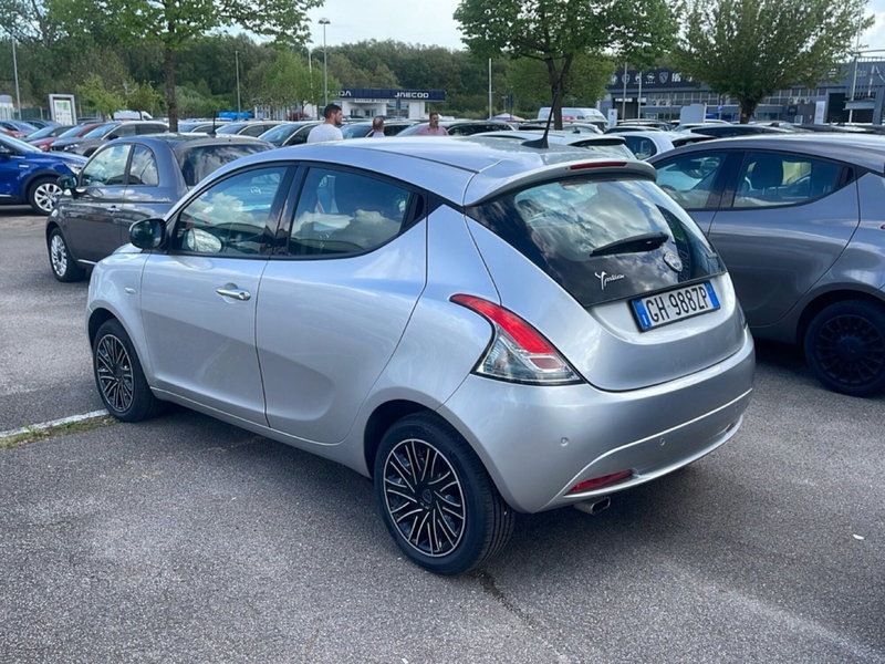 Lancia Ypsilon usata a Frosinone (5)