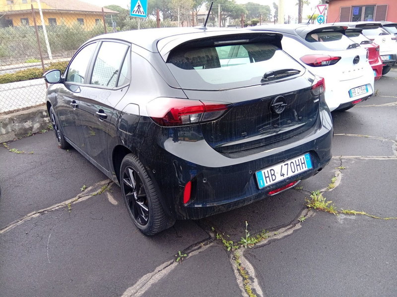 Opel Corsa nuova a Catania