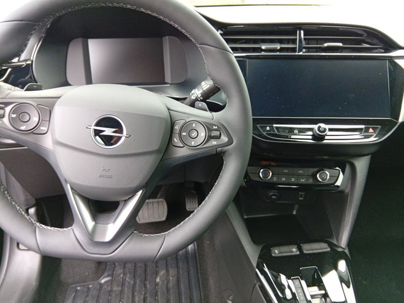 Opel Corsa nuova a Catania (13)