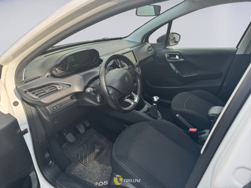 Peugeot 208 usata a Milano (10)