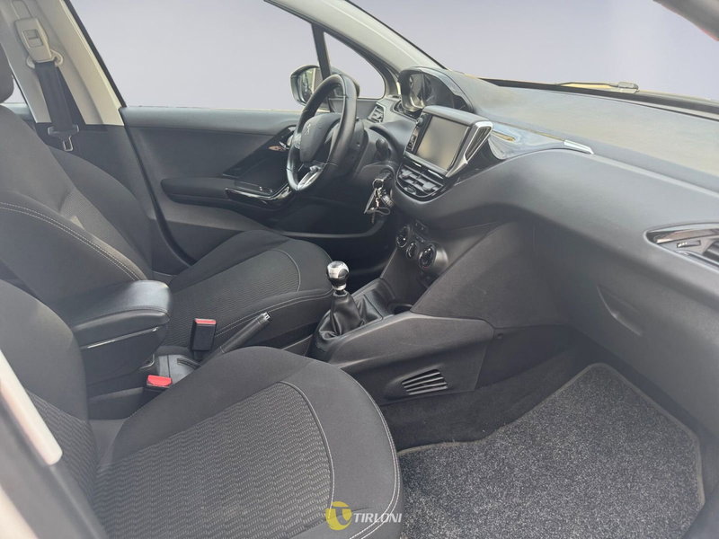 Peugeot 208 usata a Milano (11)