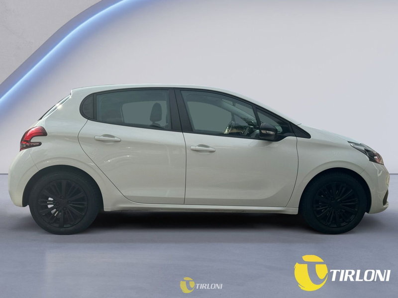 Peugeot 208 usata a Milano (8)