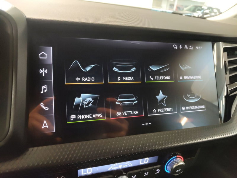 Audi A1 Sportback nuova a Modena (10)