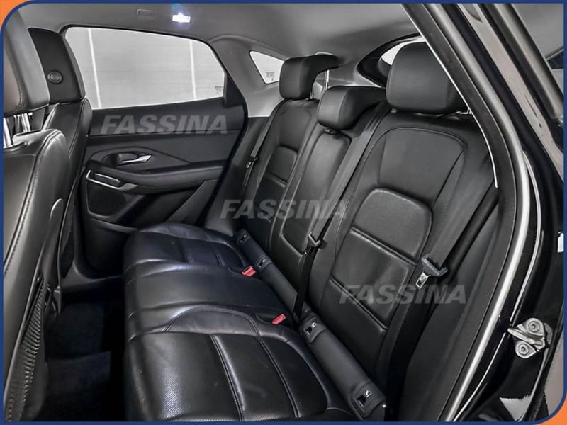 Jaguar E-Pace usata a Milano (10)