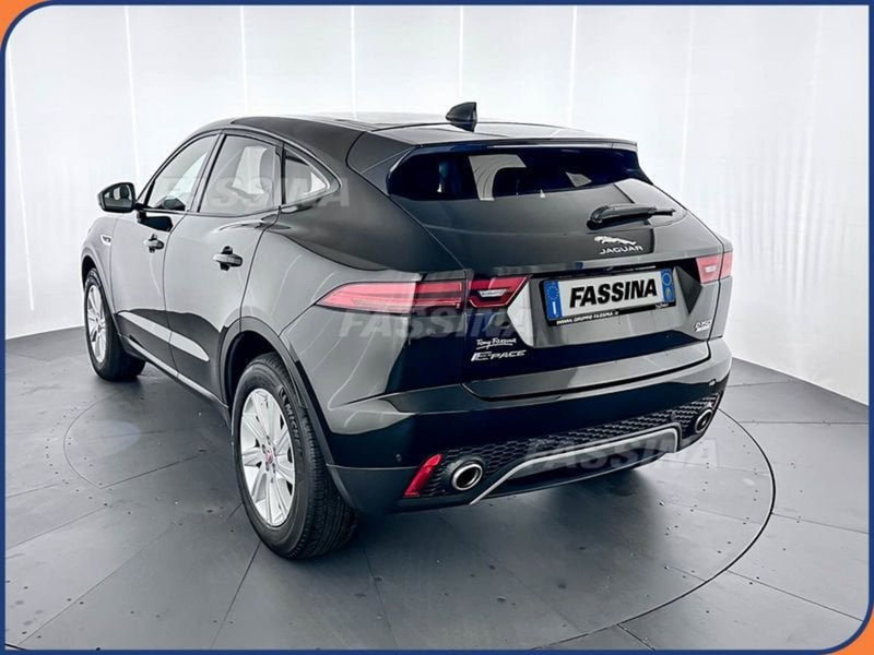 Jaguar E-Pace usata a Milano (4)
