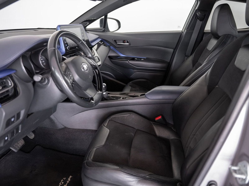 Toyota Toyota C-HR usata a Foggia (12)