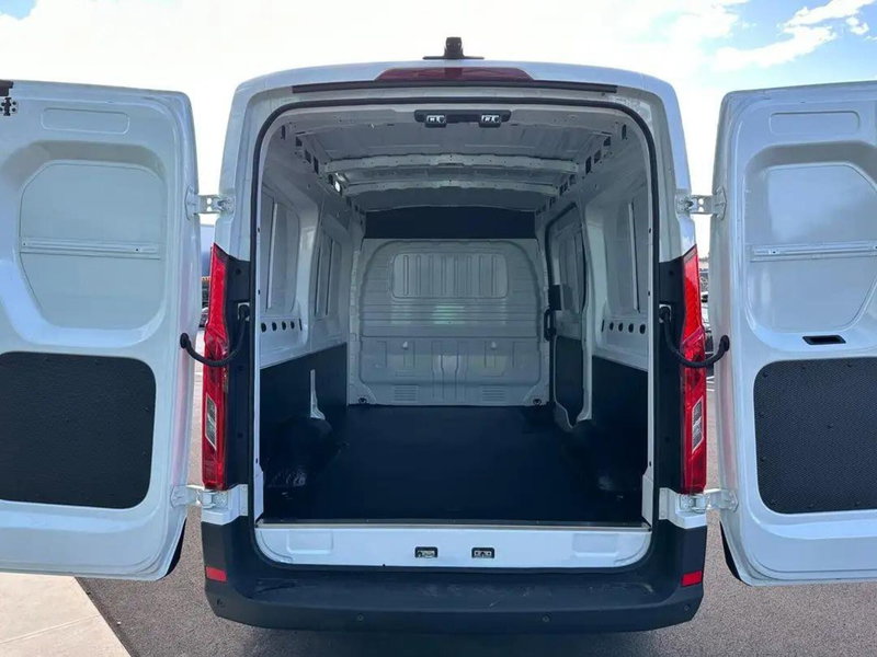 Maxus e Furgone nuova a Treviso (14)