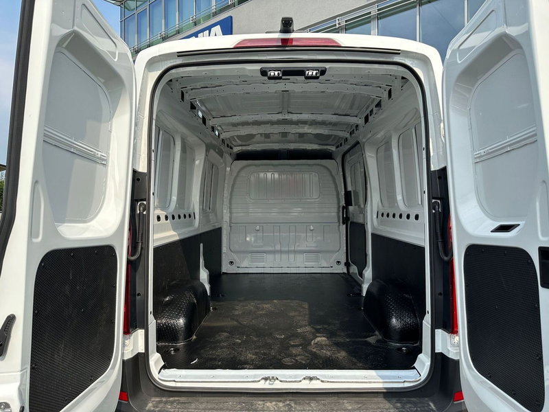 Maxus Deliver Furgone nuova a Treviso (5)