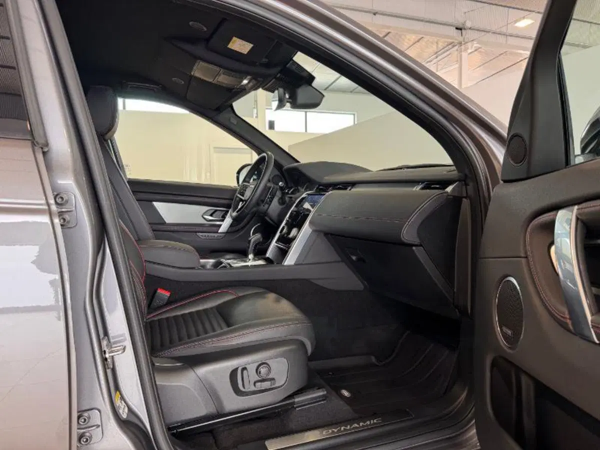 Land Rover Discovery Sport usata a Venezia (4)