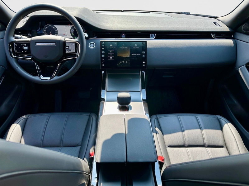 Land Rover Range Rover Evoque nuova a Bari (4)