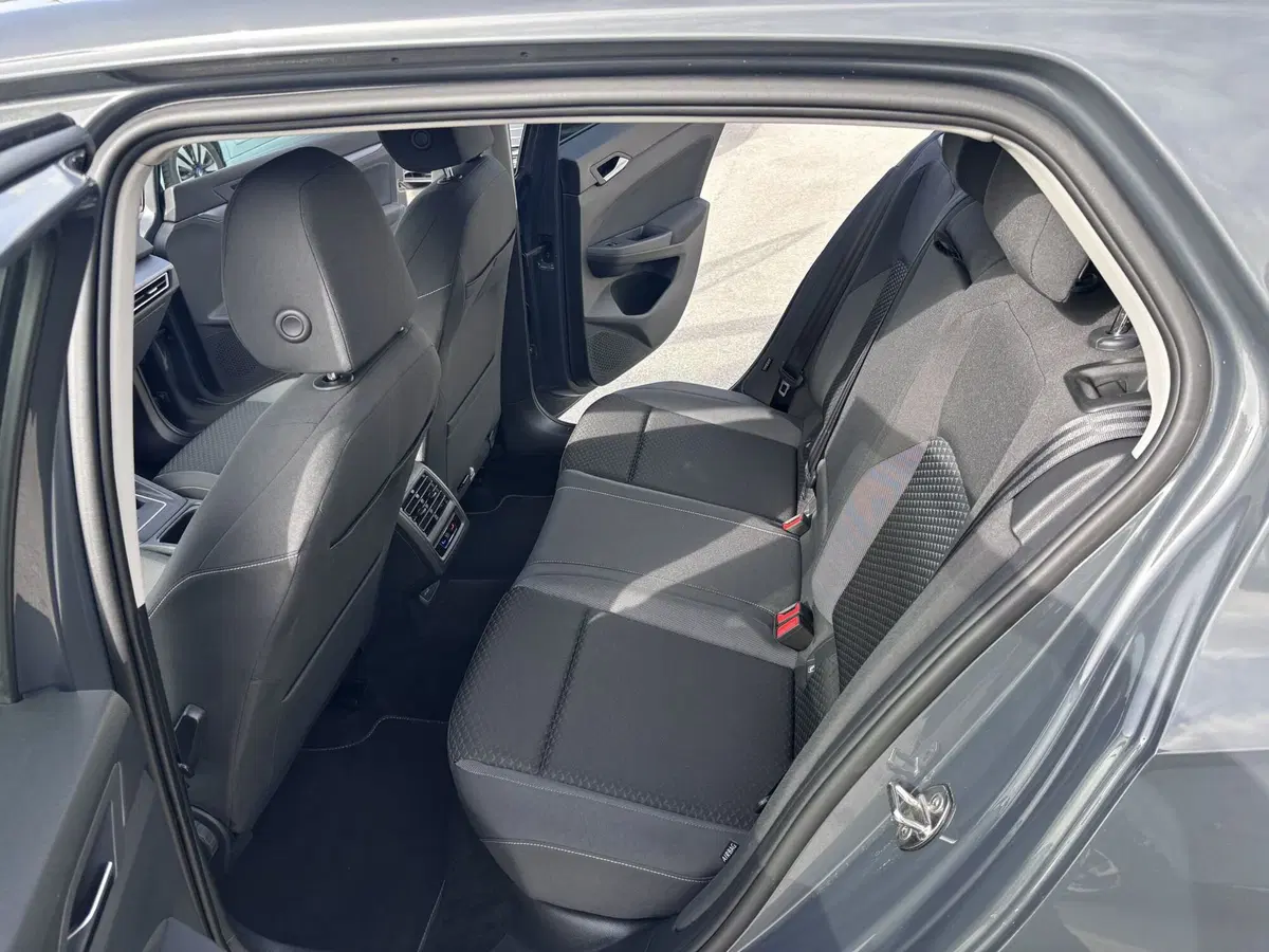 Volkswagen Golf usata a Ancona (10)