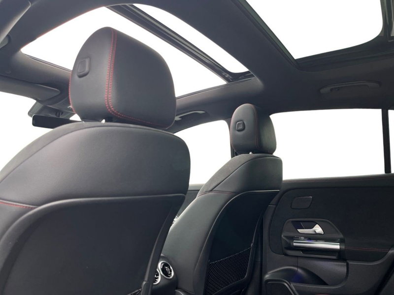 Mercedes-Benz GLA SUV usata a Napoli (14)