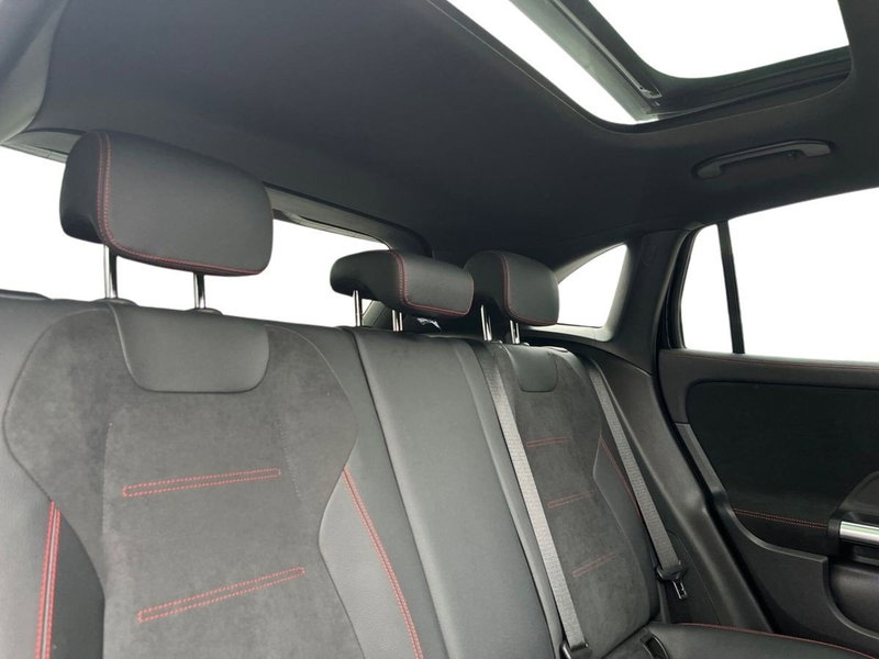 Mercedes-Benz GLA SUV usata a Napoli (15)