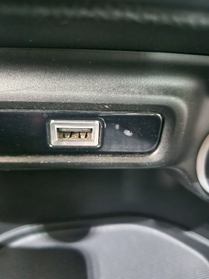 Alfa Romeo Giulia usata a Terni (14)