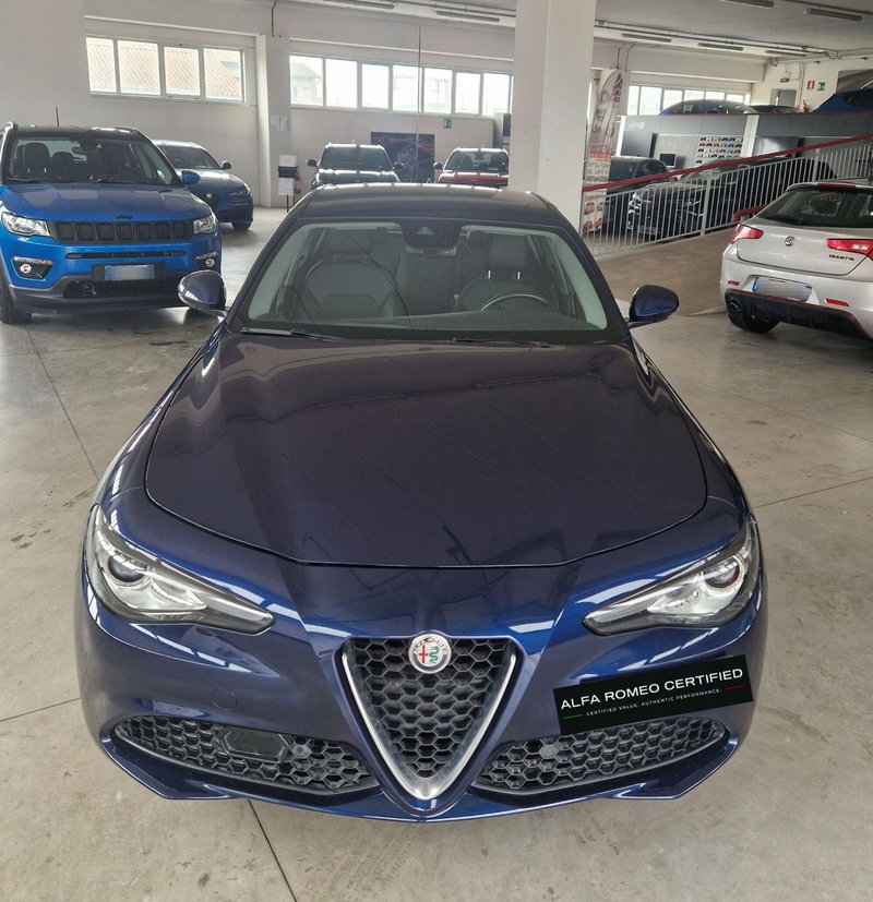 Alfa Romeo Giulia usata a Terni (2)