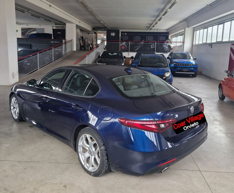 Alfa Romeo Giulia usata a Terni (4)