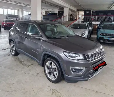 Jeep Compass 1.6 Multijet II 2WD Limited del 2020 usata a Orvieto