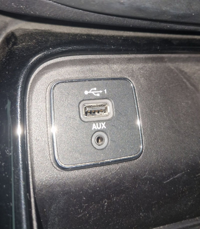 Jeep Compass usata a Terni (13)