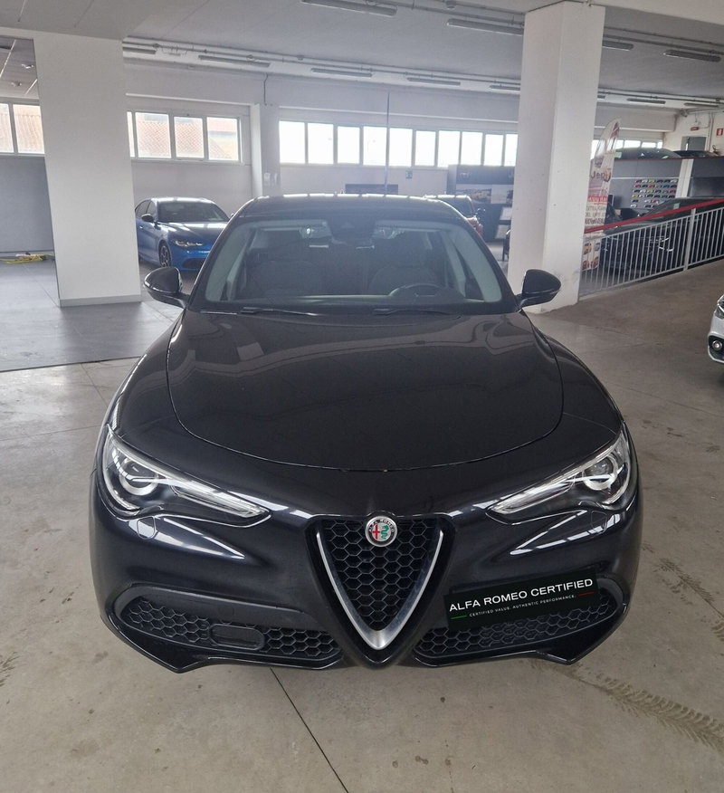 Alfa Romeo Stelvio usata a Terni (2)