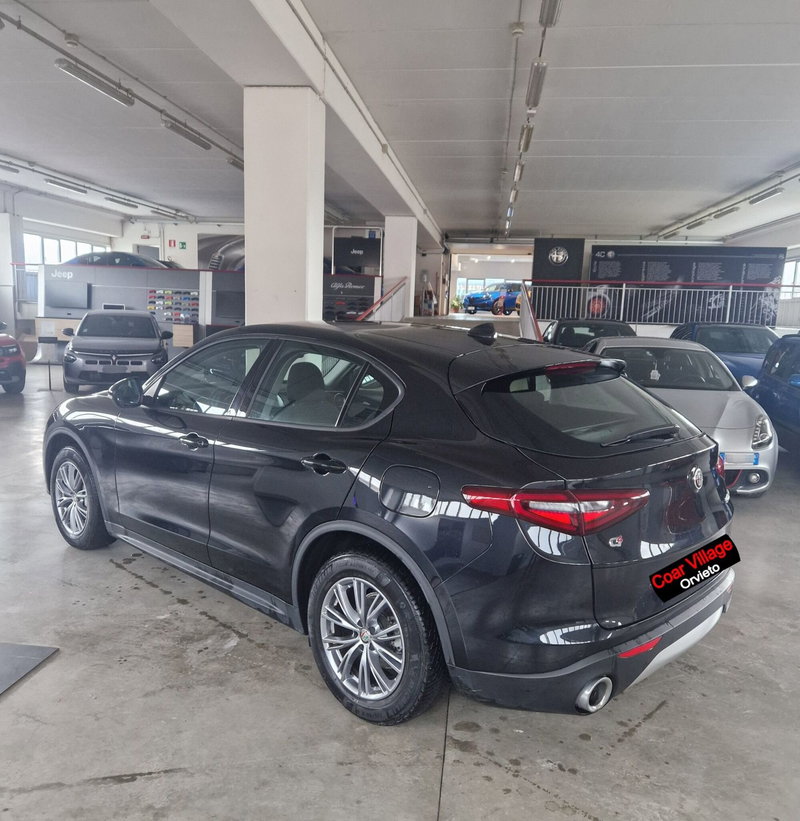 Alfa Romeo Stelvio usata a Terni (4)
