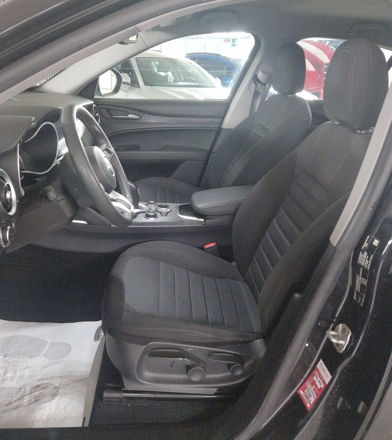 Alfa Romeo Stelvio usata a Terni (7)