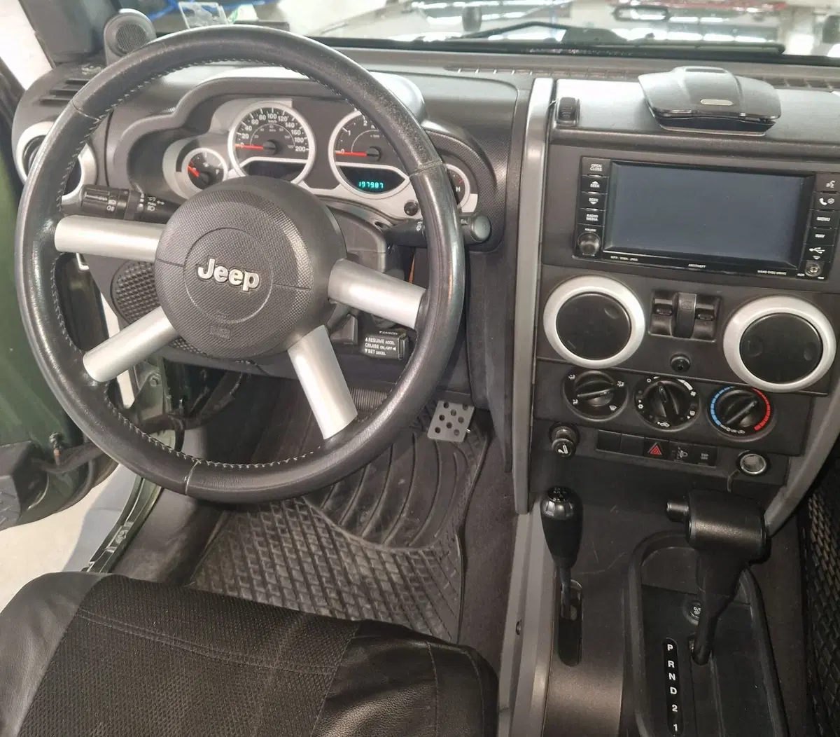 Jeep Wrangler usata a Terni (11)