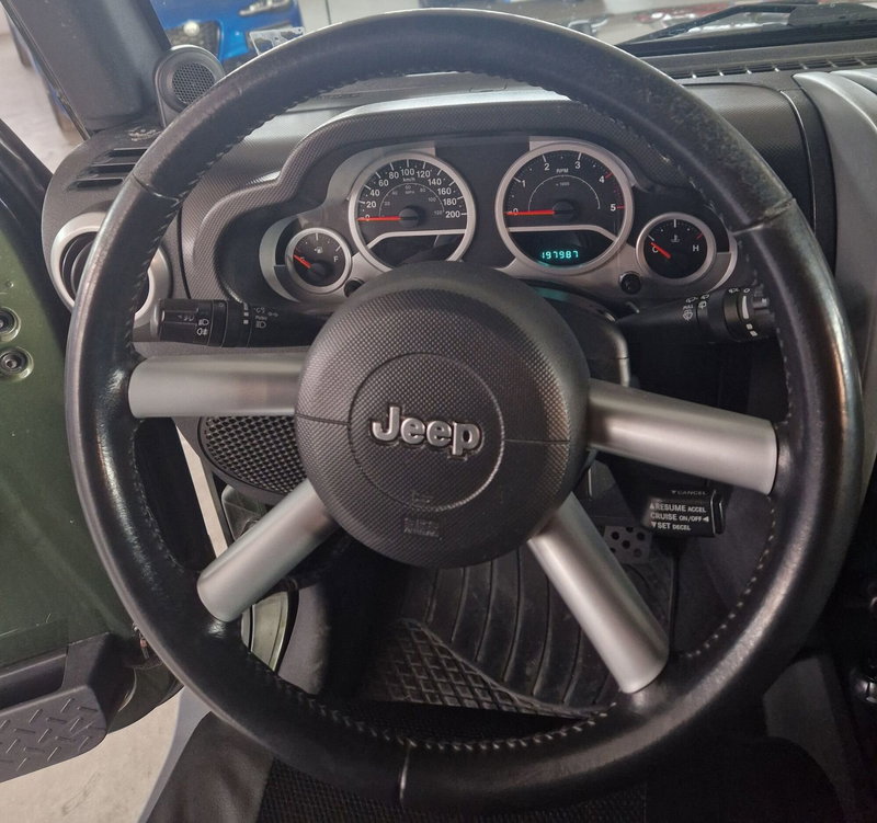 Jeep Wrangler usata a Terni (12)