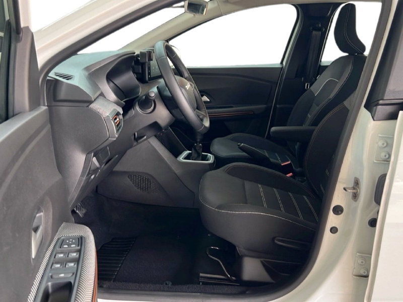 Dacia Sandero usata a Roma (14)