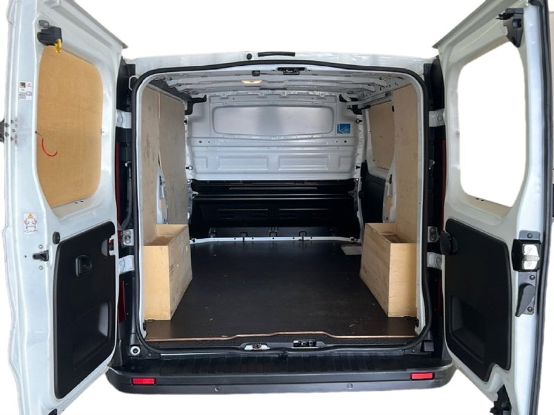 Renault Trafic Furgone usata a Roma (10)