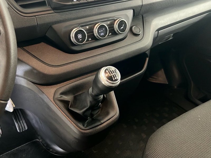 Renault Trafic Furgone usata a Roma (14)