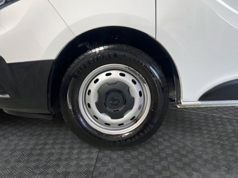 Renault Trafic Furgone usata a Roma (9)