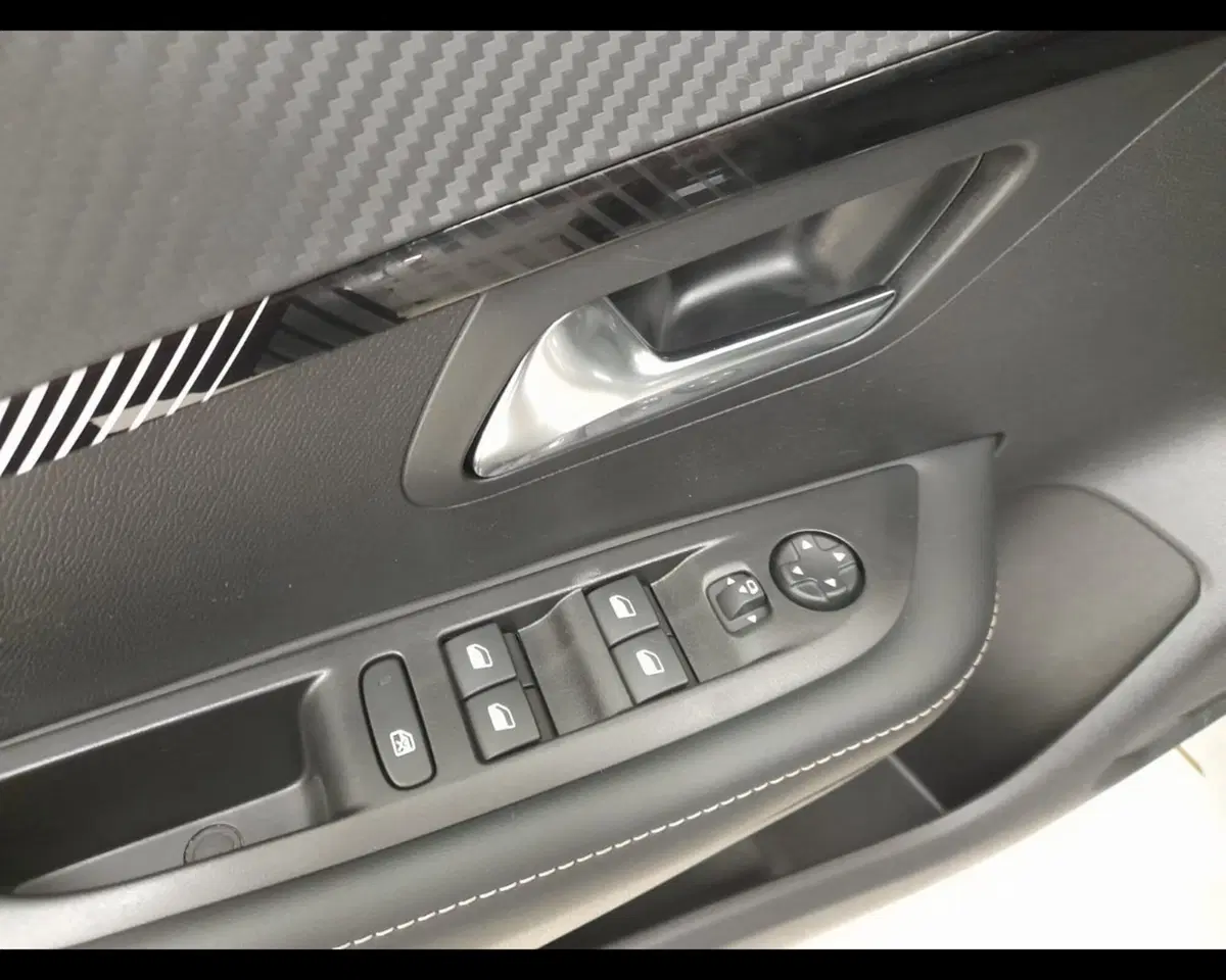 Peugeot 208 usata a Alessandria (19)