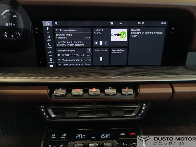 Porsche 911 Cabrio usata a Varese (11)