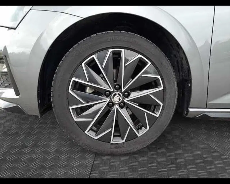 Skoda Scala usata a Ravenna (14)