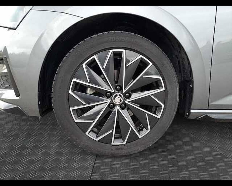 Skoda Scala usata a Ravenna (14)
