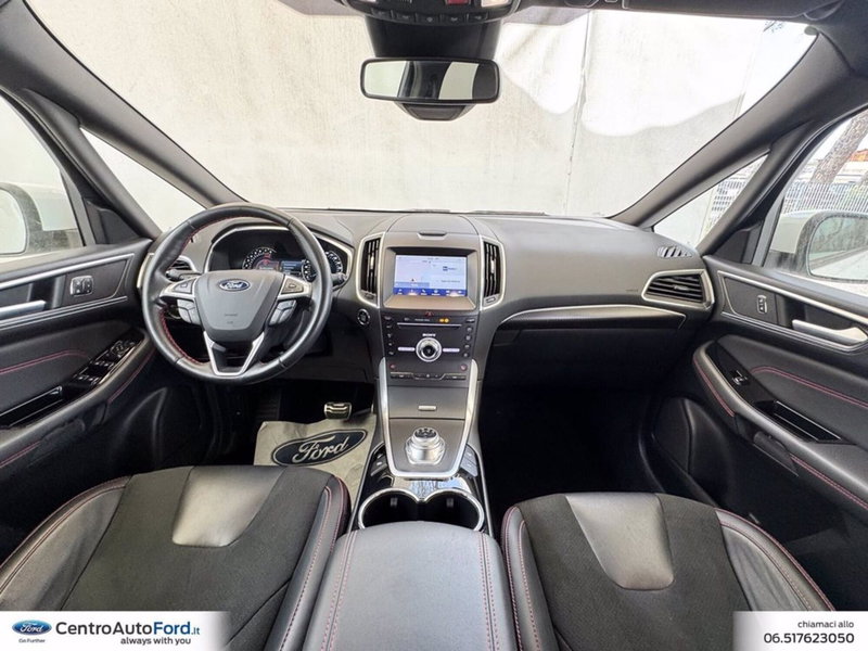 Ford S-Max usata a Roma (10)