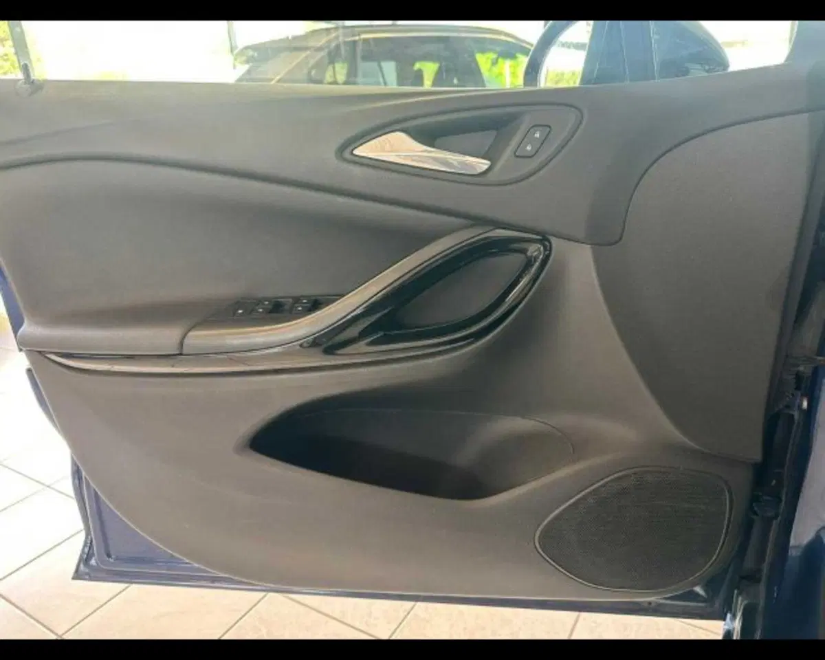 Opel Astra usata a Bologna (12)