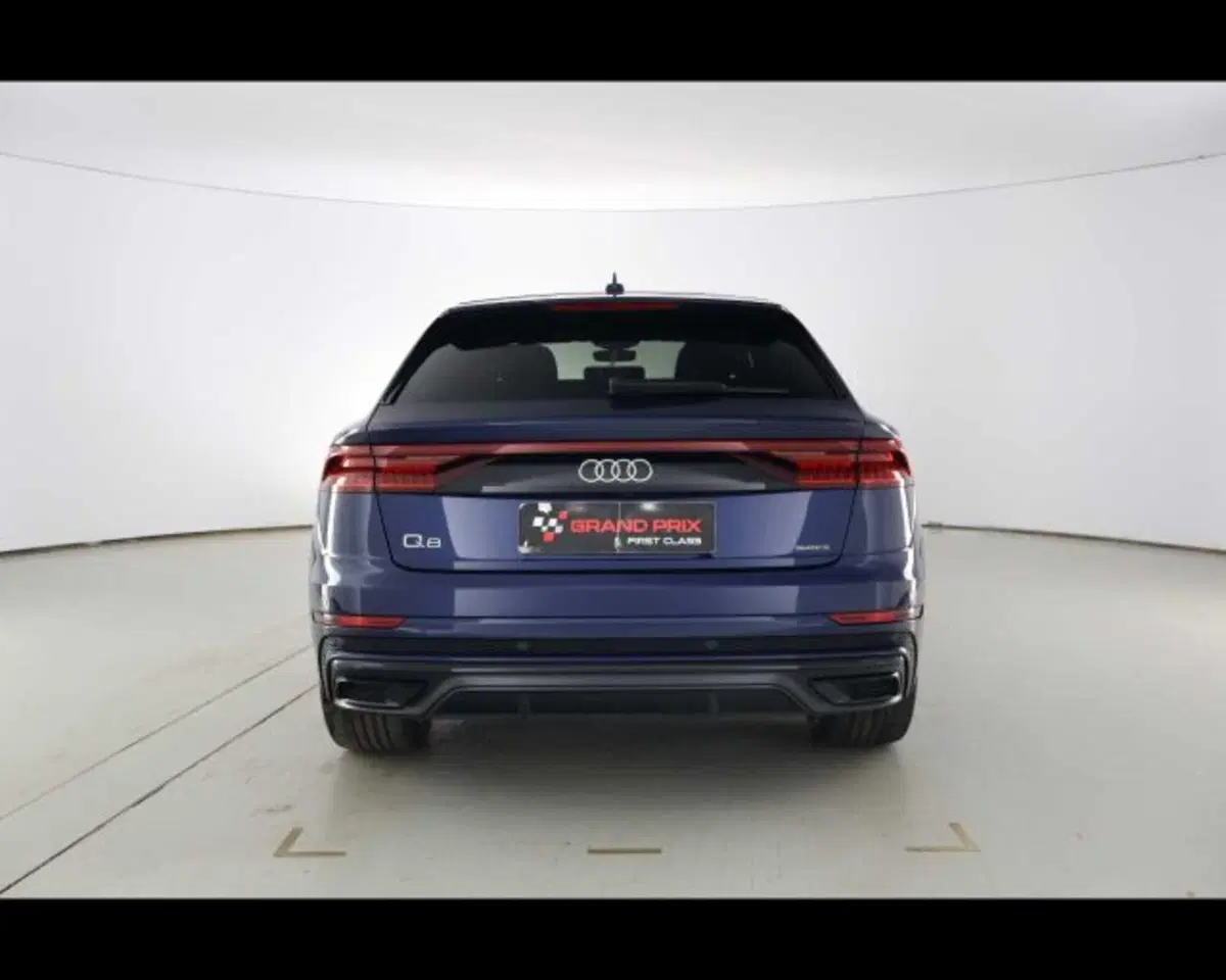 Audi Q8 usata a Bologna (6)