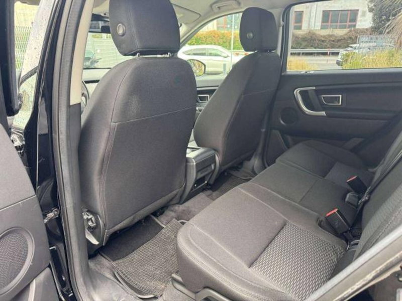 Land Rover Discovery Sport usata a Savona (12)