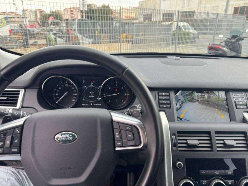 Land Rover Discovery Sport usata a Savona (13)