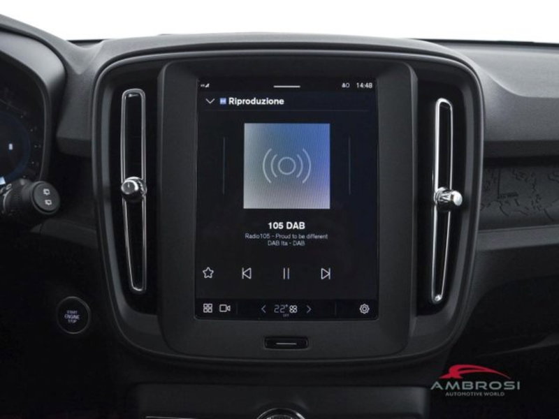 Volvo XC40 nuova a Perugia (12)