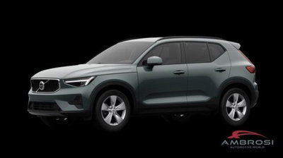 Volvo XC40 B3 automatico Core nuova a Corciano