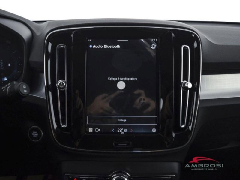 Volvo XC40 nuova a Perugia (12)