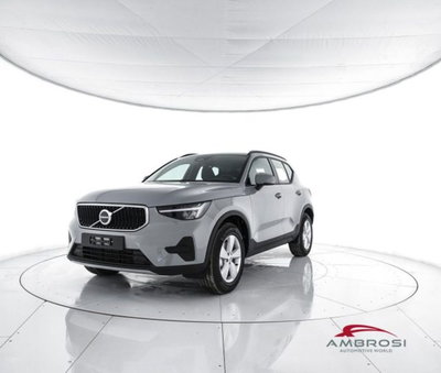 Volvo XC40 B3 automatico Essential nuova a Corciano