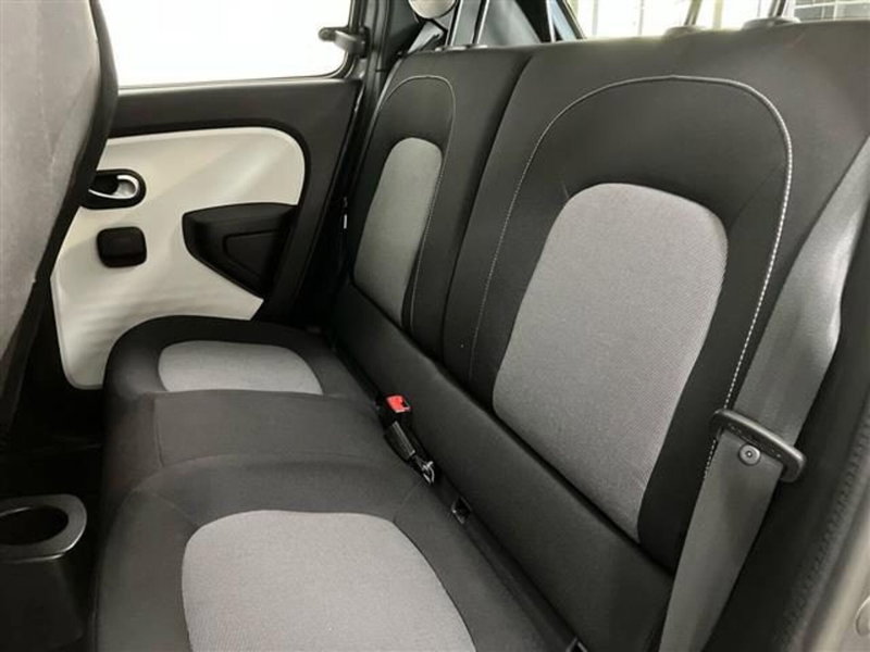 Renault Twingo usata a Como (11)