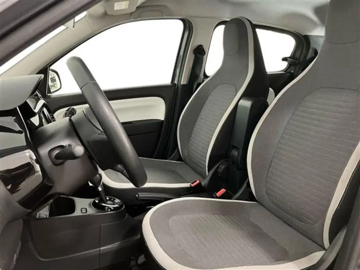 Renault Twingo usata a Como (9)