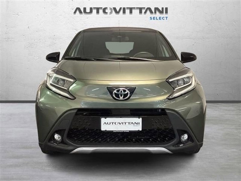 Toyota Aygo X usata a Como (2)