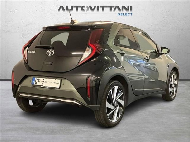Toyota Aygo X usata a Como (3)
